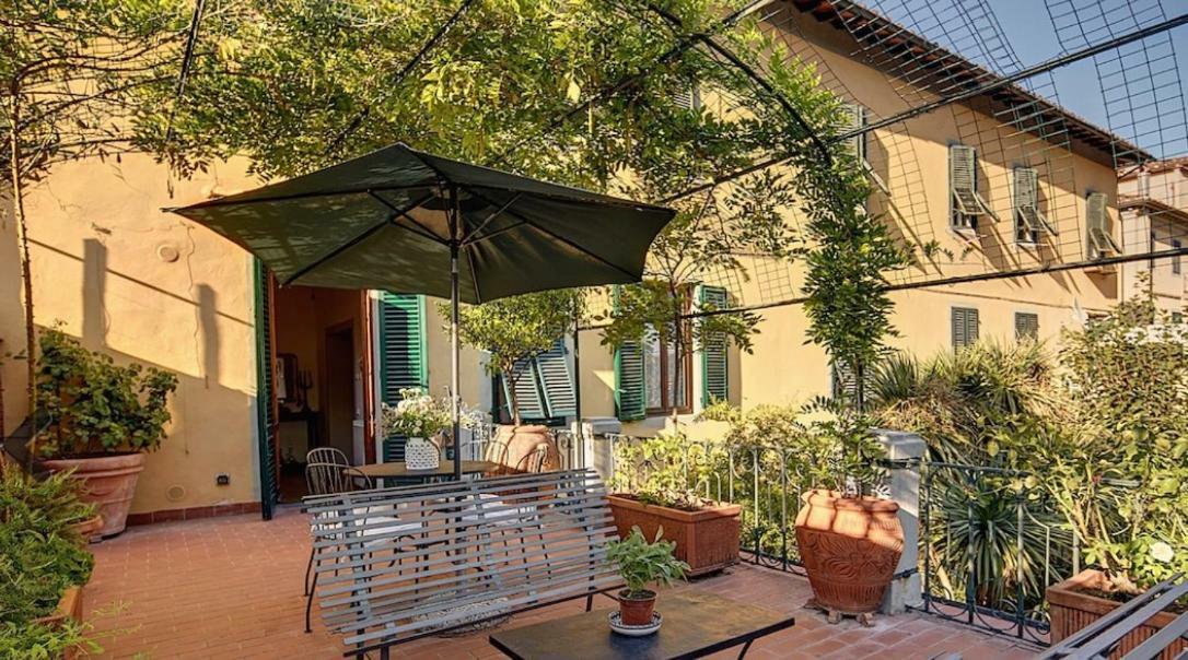 Il Giardino Sulle Mura Apartment ลุคคา ภายนอก รูปภาพ